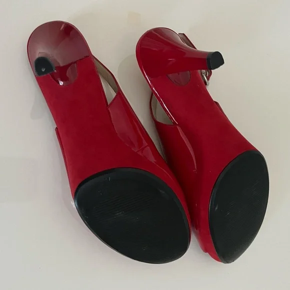 Nine West Glossy Red Peep-Toe Heels - Picture 4 of 6